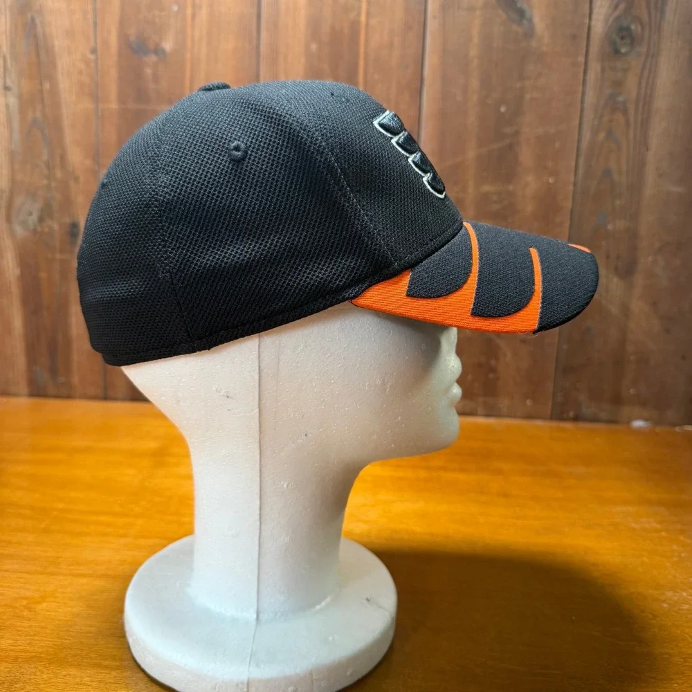 Reebok Philadelphia Flyers Hat Youth OSFM Black Orange NHL Center Ice Mesh Cap